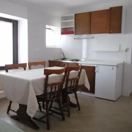 Kamena Kuca Smiljevac - Stone House 3 * Ližnjan